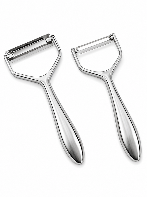 Götze Luxury Premium Peeler duo featuring a julienne peeler and straight-edge vegetable peeler with polished ergonomic handles.